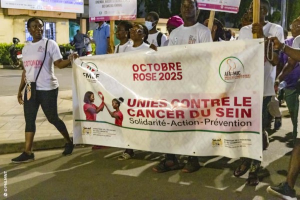 Octobre Rose: Tout Cotonou marche contre les cancers féminins