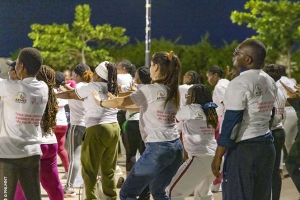 Octobre Rose: Tout Cotonou marche contre les cancers féminins