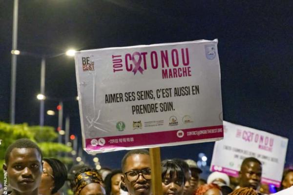 Octobre Rose: Tout Cotonou marche contre les cancers féminins